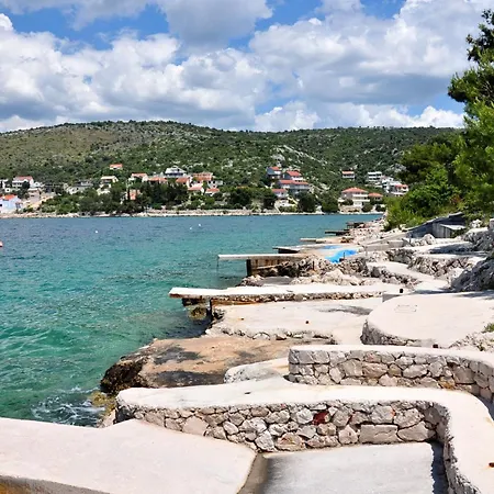 By The Sea Cove Kalebova Luka, - 20048 * 罗戈兹尼察