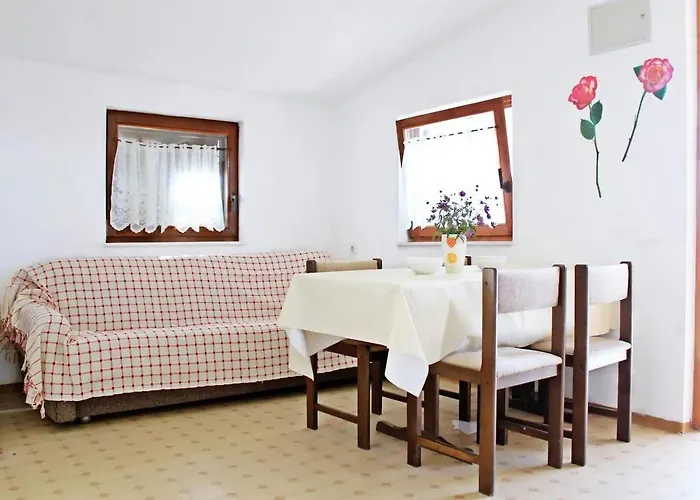 Apartment By The Sea Cove Kalebova Luka, - 20048 *