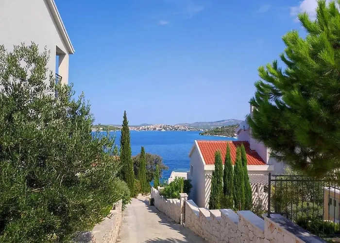 Apartment By The Sea Cove Kalebova Luka, - 20048 *